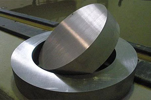 Corte de Aço Carbono
